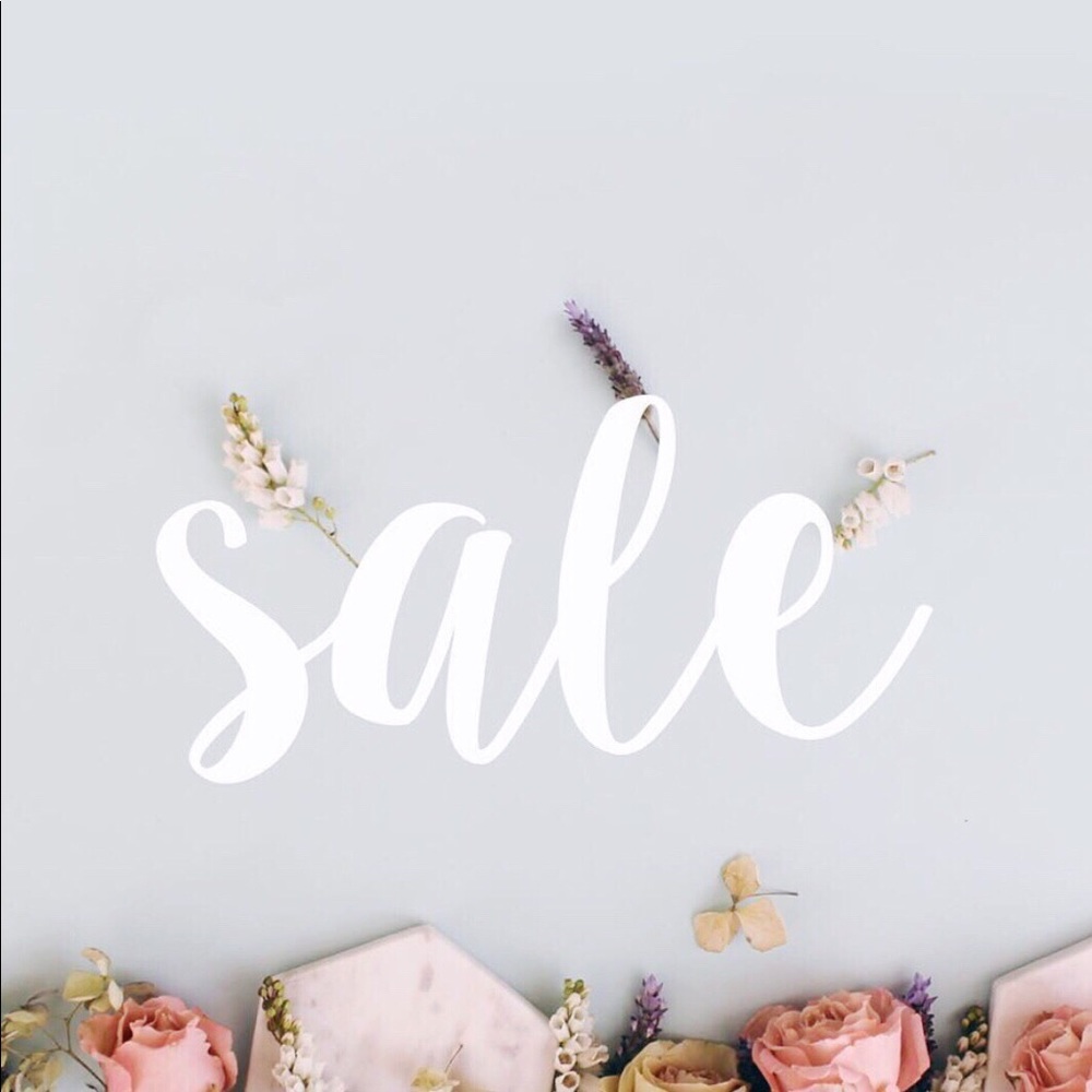 SALE! 💕✨
